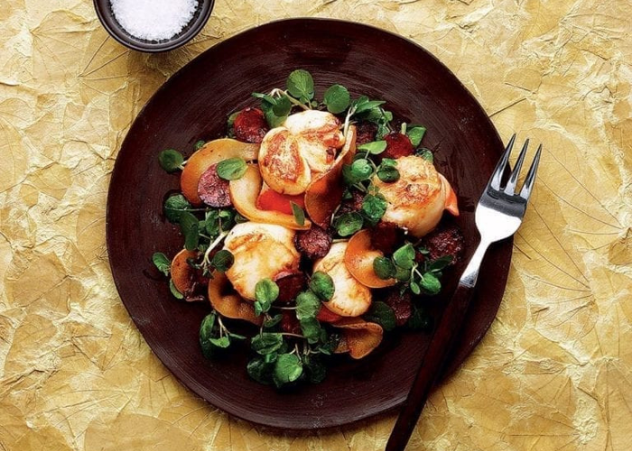 Warm salad of pear, scallop and chorizo recipe