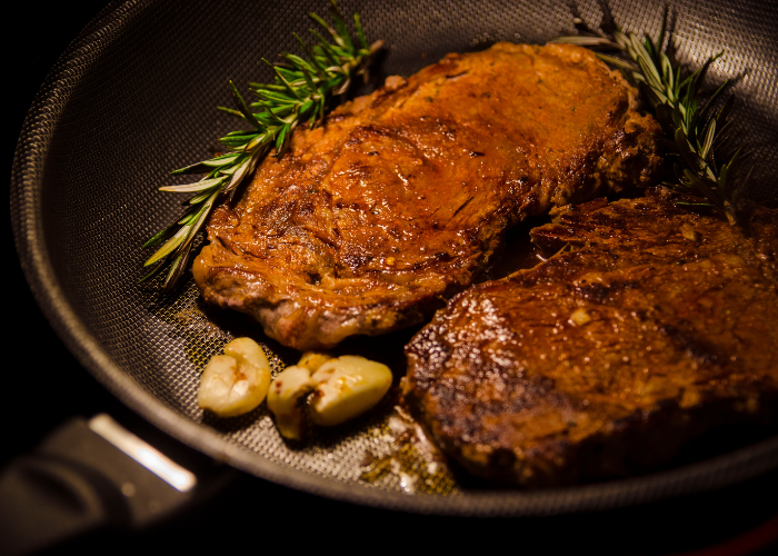 Rib-Eye with Garlic Butter