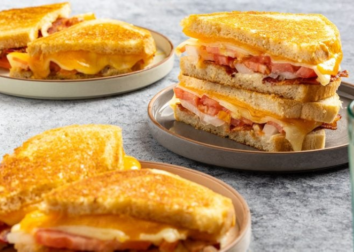 Bacon Grilled Cheese