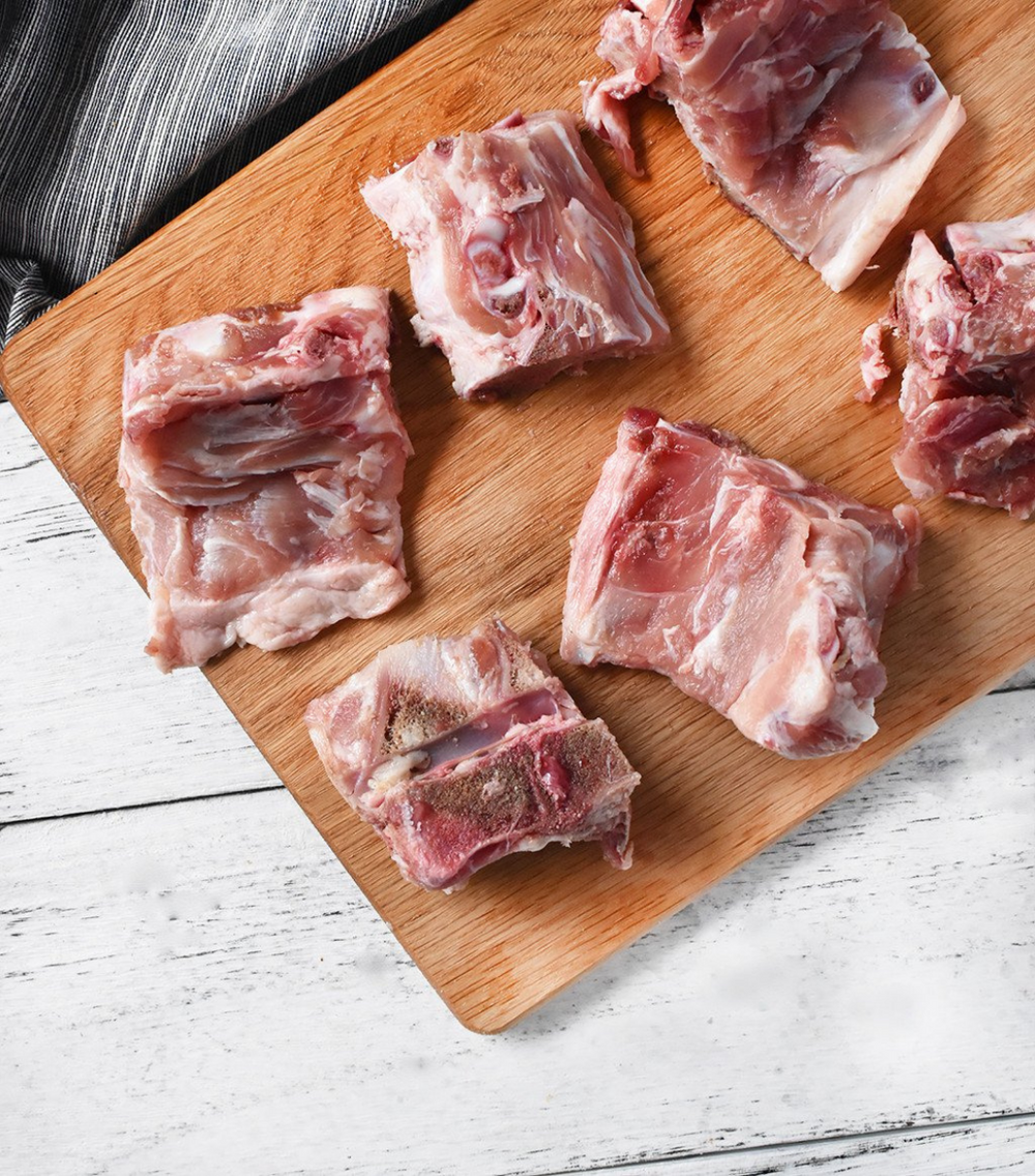 English Pork Bones Cut