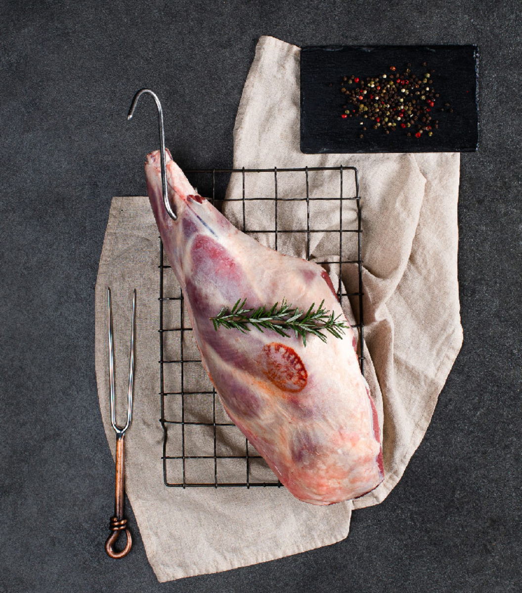 Lamb Leg Bone In - Frozen / 2.4kg to 2.59kg